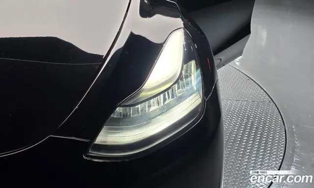 Tesla Model Y 2021 0.2 автомат (гидро), миниатюра 8