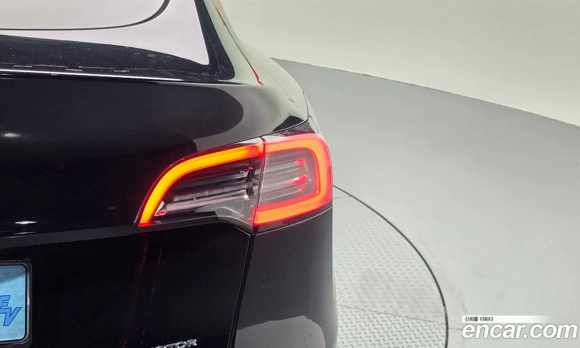 Tesla Model Y 2021 0.2 автомат (гидро), фото 9