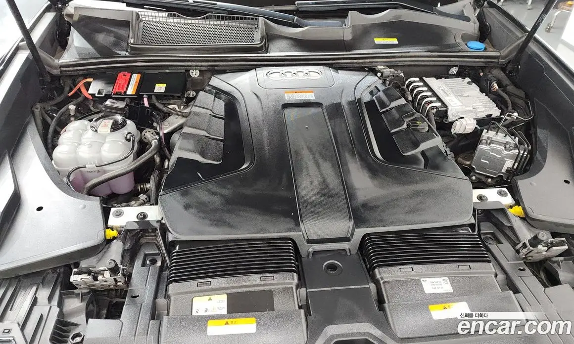 Audi Q8 2023 3.0 автомат (гидро), фото 6 Audi Q8 2023 3.0 автомат (гидро), фото 6
