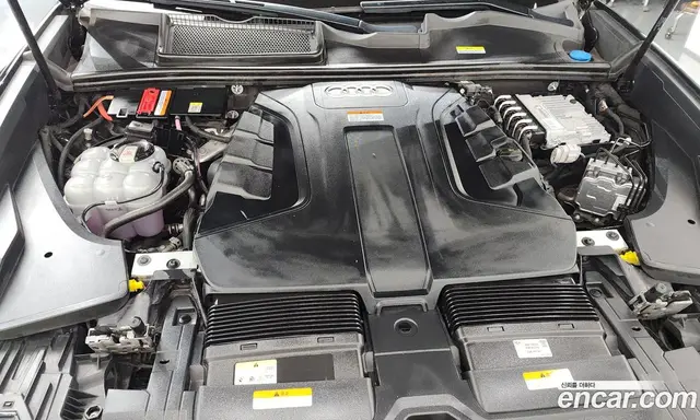 Audi Q8 2023 3.0 автомат (гидро), миниатюра 6 Audi Q8 2023 3.0 автомат (гидро), миниатюра 6