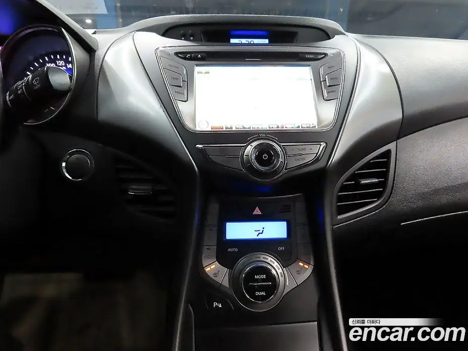 Hyundai Avante 2012 1.6 автомат (гидро), фото 11 Hyundai Avante 2012 1.6 автомат (гидро), фото 11