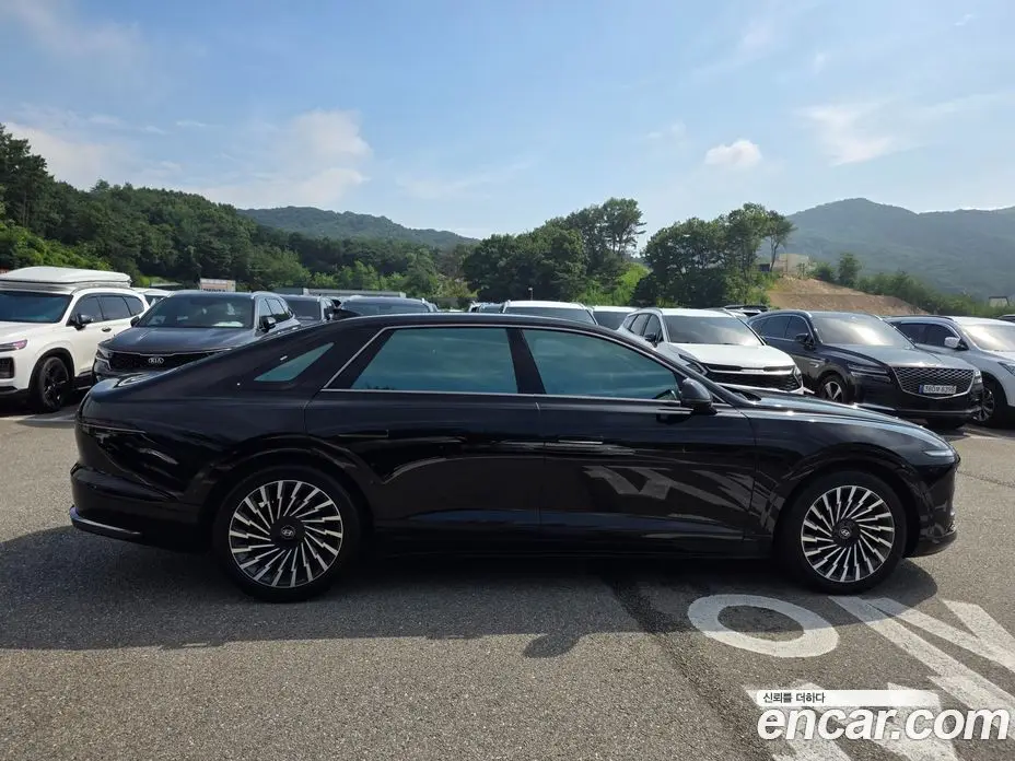 Hyundai Grandeur 2023 1.6 автомат (гидро), фото 4 Hyundai Grandeur 2023 1.6 автомат (гидро), фото 4