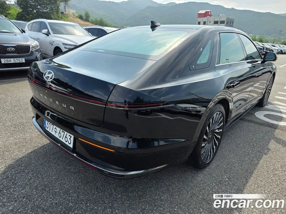 Hyundai Grandeur 2023 1.6 автомат (гидро), фото 5 Hyundai Grandeur 2023 1.6 автомат (гидро), фото 5