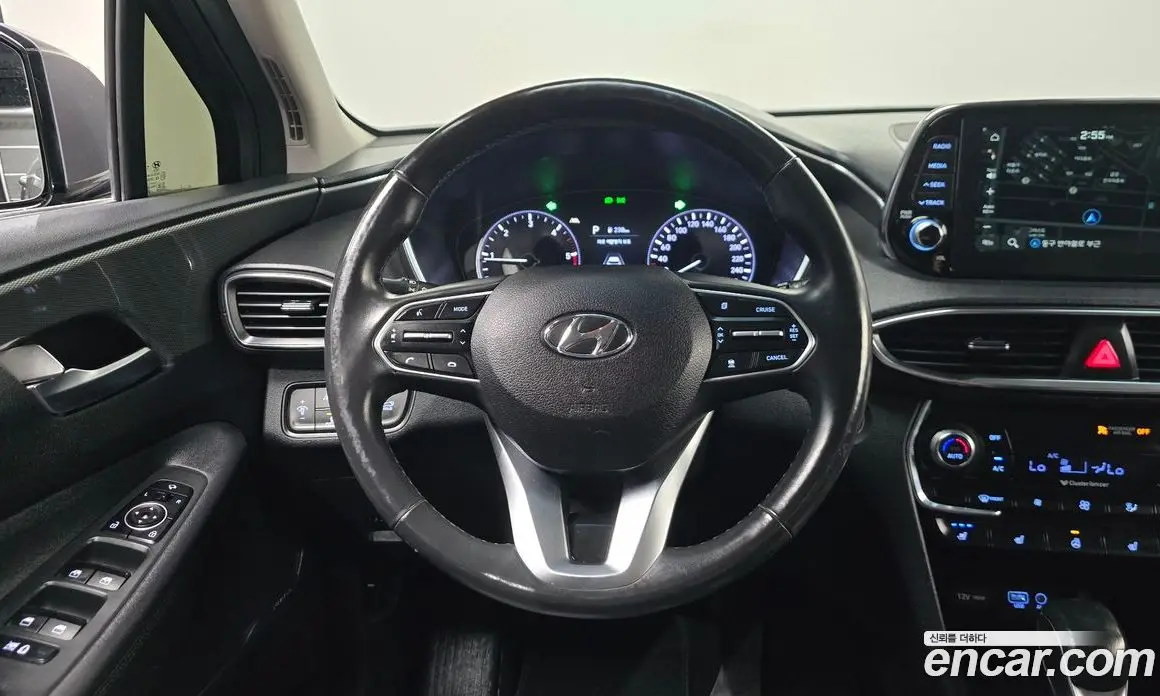 Hyundai Santa Fe 2018 2.0 автомат (гидро), фото 18