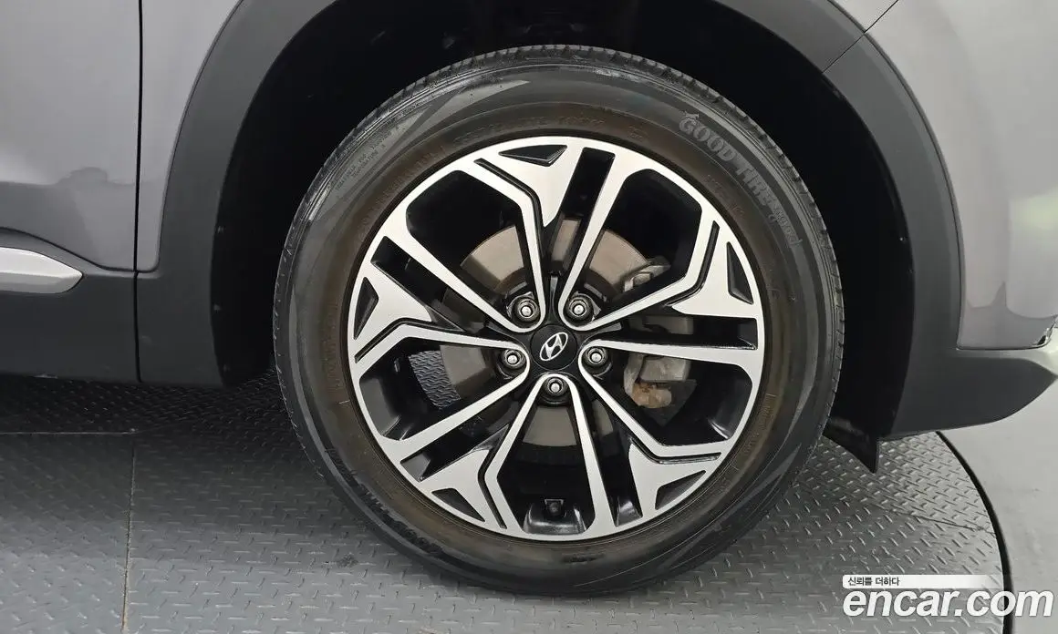 Hyundai Santa Fe 2018 2.0 автомат (гидро), фото 7