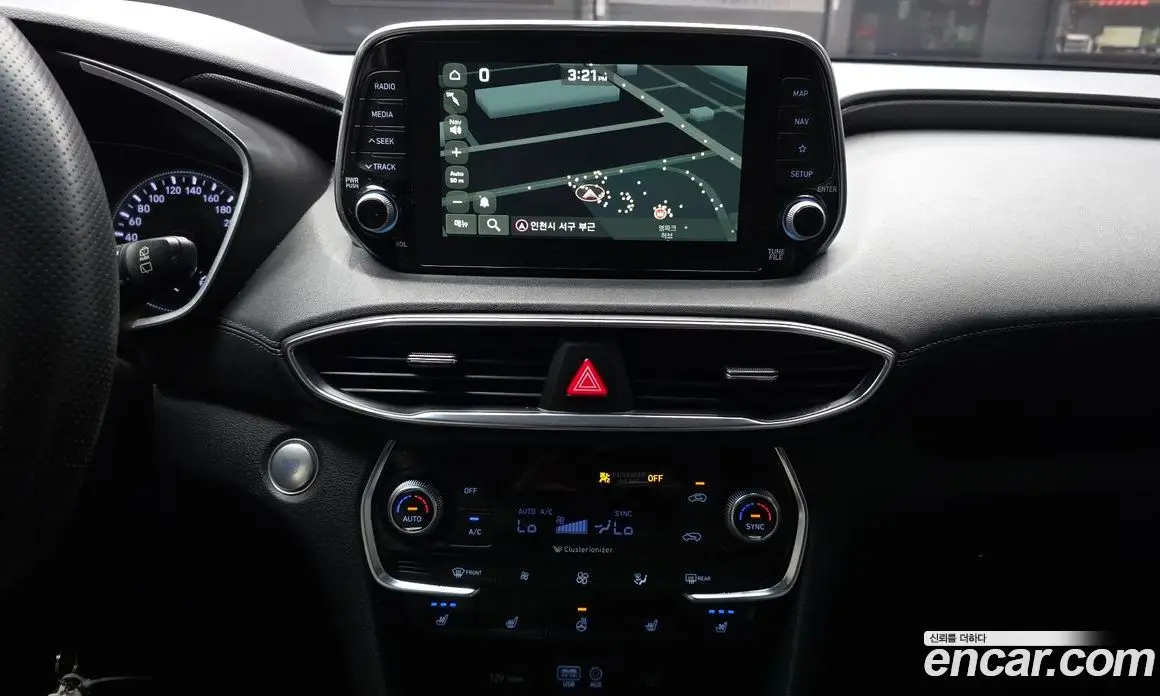 Hyundai Santa Fe 2018 2.0 автомат (гидро), фото 14