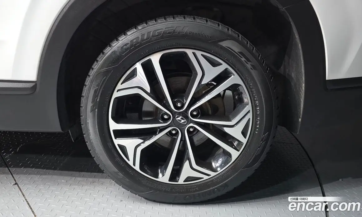 Hyundai Santa Fe 2018 2.0 автомат (гидро), фото 5