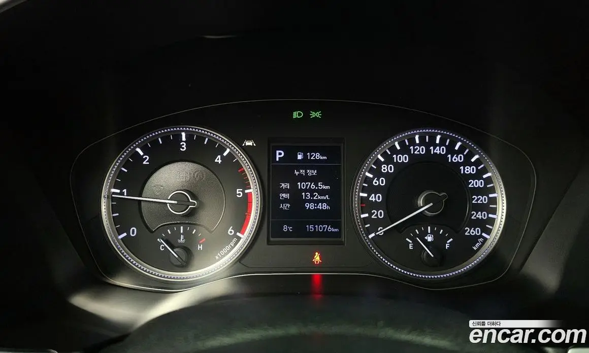 Hyundai Santa Fe 2018 2.0 автомат (гидро), фото 8