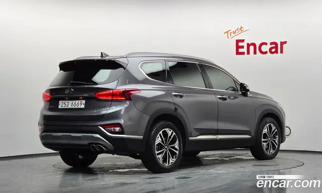 Hyundai Santa Fe 2019 2.0 автомат (гидро), миниатюра 2 Hyundai Santa Fe 2019 2.0 автомат (гидро), миниатюра 2