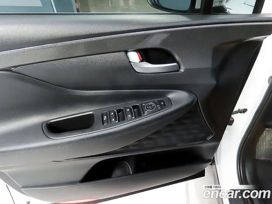 Hyundai Santa Fe 2023 1.6 автомат (гидро), фото 15 Hyundai Santa Fe 2023 1.6 автомат (гидро), фото 15
