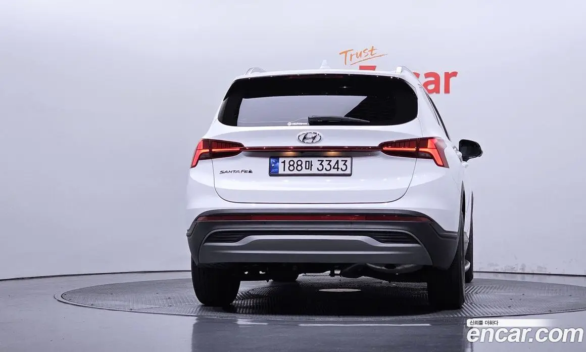 Hyundai Santa Fe 2023 1.6 автомат (гидро), фото 4