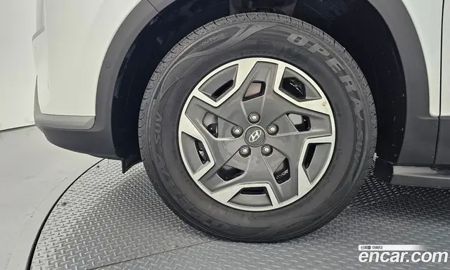 Hyundai Santa Fe 2023 1.6 автомат (гидро), миниатюра 5