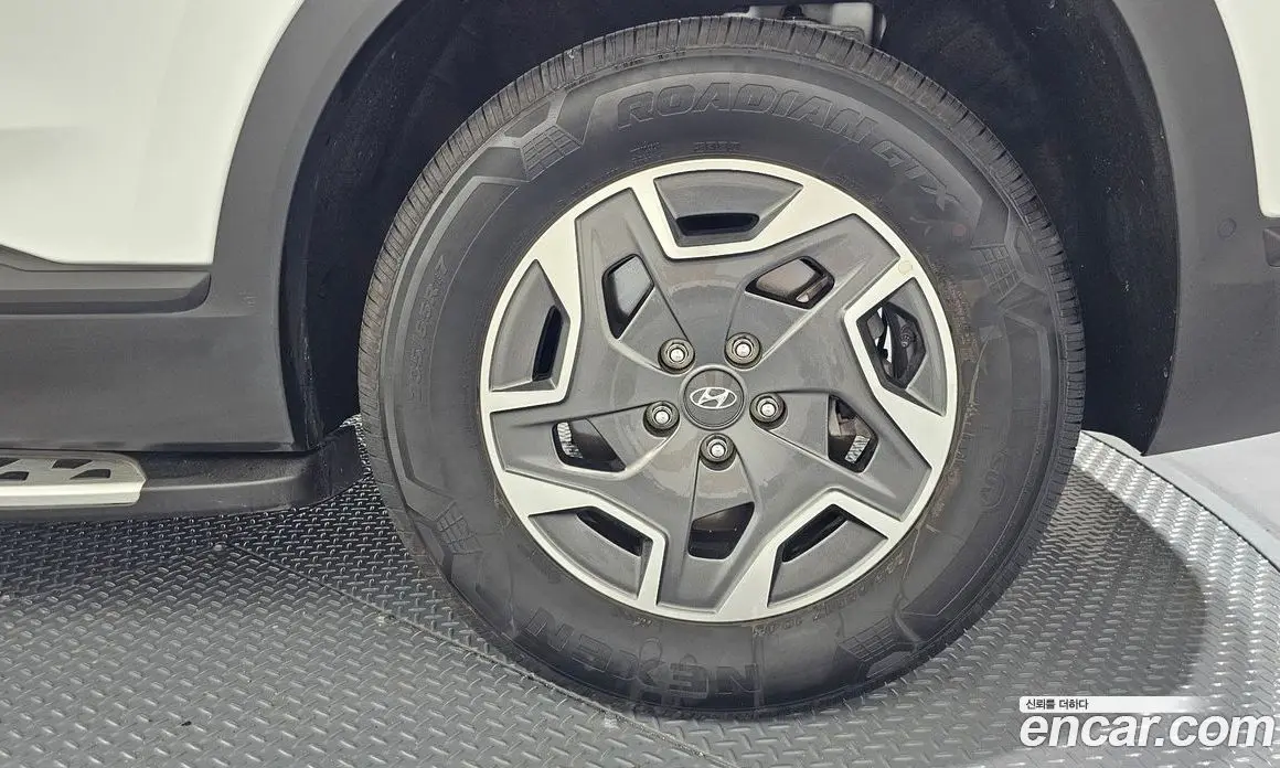 Hyundai Santa Fe 2023 1.6 автомат (гидро), фото 7