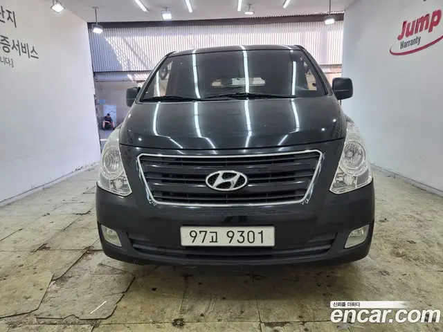 Hyundai Starex 2015 2.5 автомат (гидро), миниатюра 2