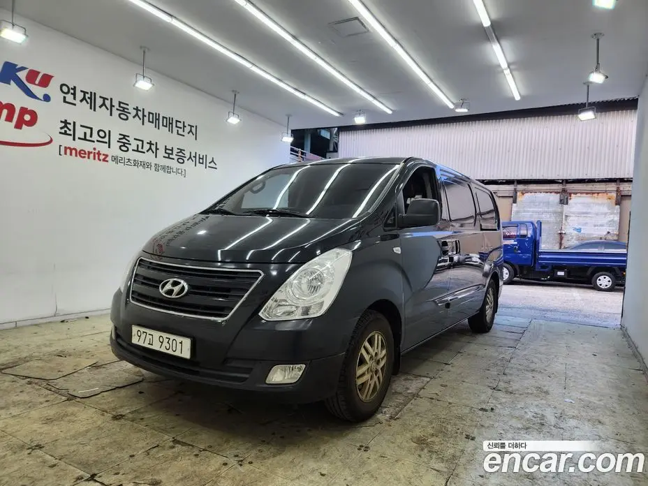 Hyundai Starex 2015 2.5 автомат (гидро), фото 20