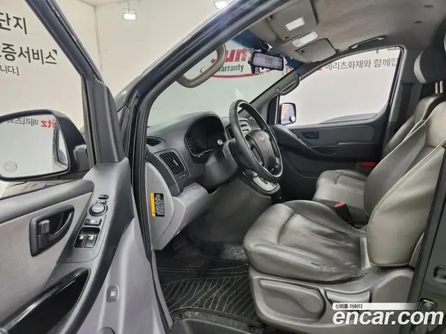 Hyundai Starex 2015 2.5 автомат (гидро), миниатюра 9