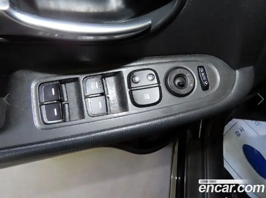 Kia Carens 2013 1.7 автомат (гидро), фото 13