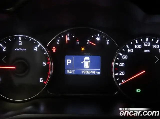 Kia Carens 2013 1.7 автомат (гидро), миниатюра 9