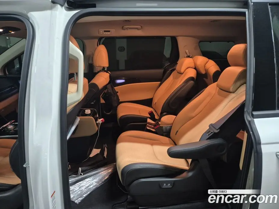 Kia Carnival 2023 2.2 автомат (гидро), фото 15