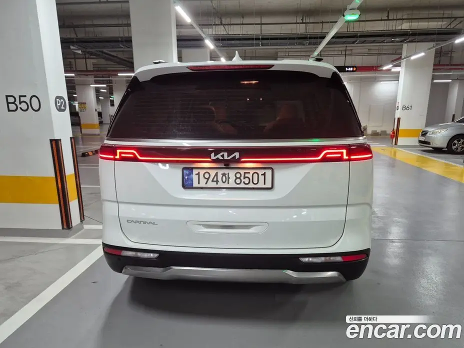 Kia Carnival 2023 2.2 автомат (гидро), фото 4