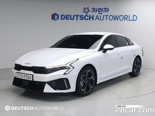 Kia K5 (Optima), 2026, 9 км