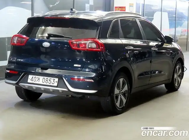 Kia Niro 2016 1.6 автомат (гидро), миниатюра 4