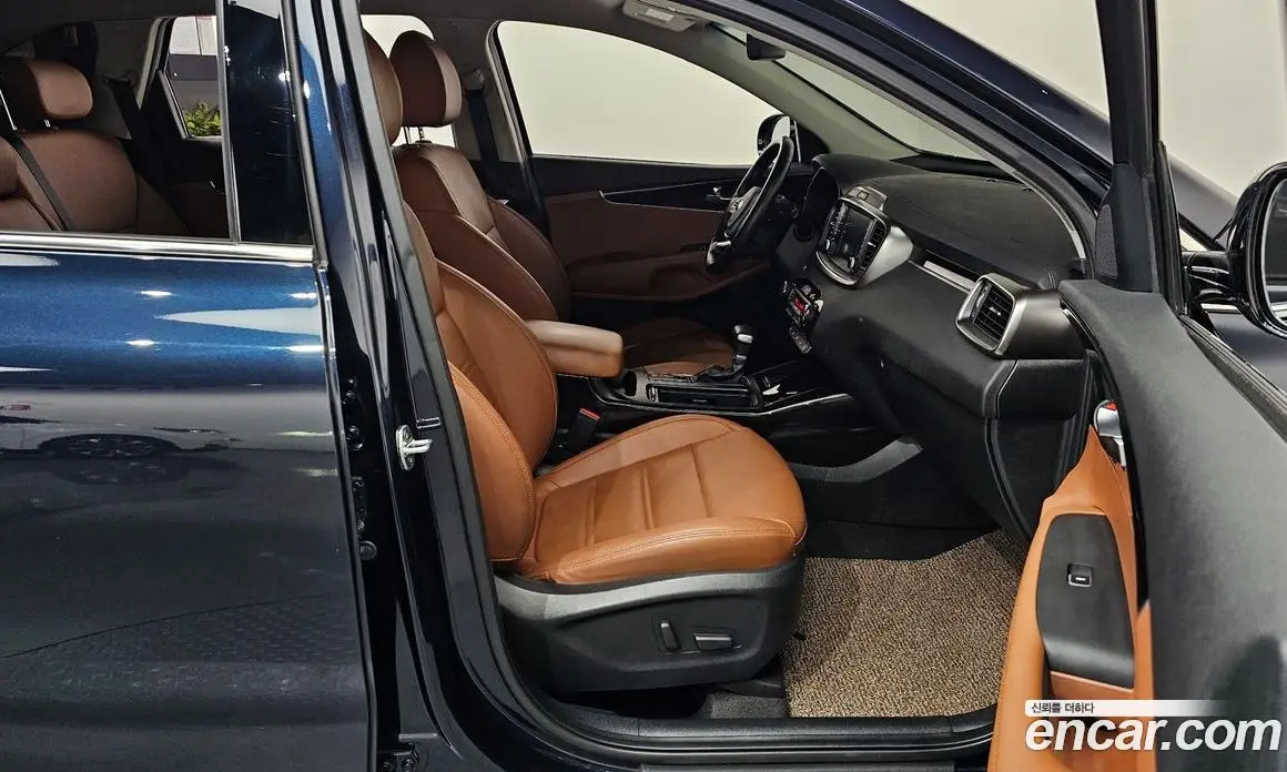 Kia Sorento 2019 2.0 автомат (гидро), фото 16