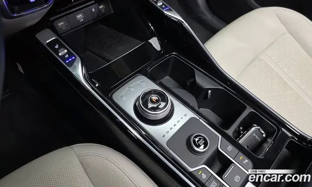 Kia Sorento 2023 1.6 автомат (гидро), миниатюра 9