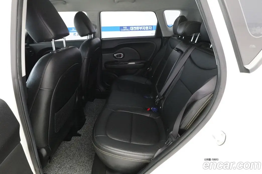Kia Soul 2015 1.6 автомат (гидро), фото 11