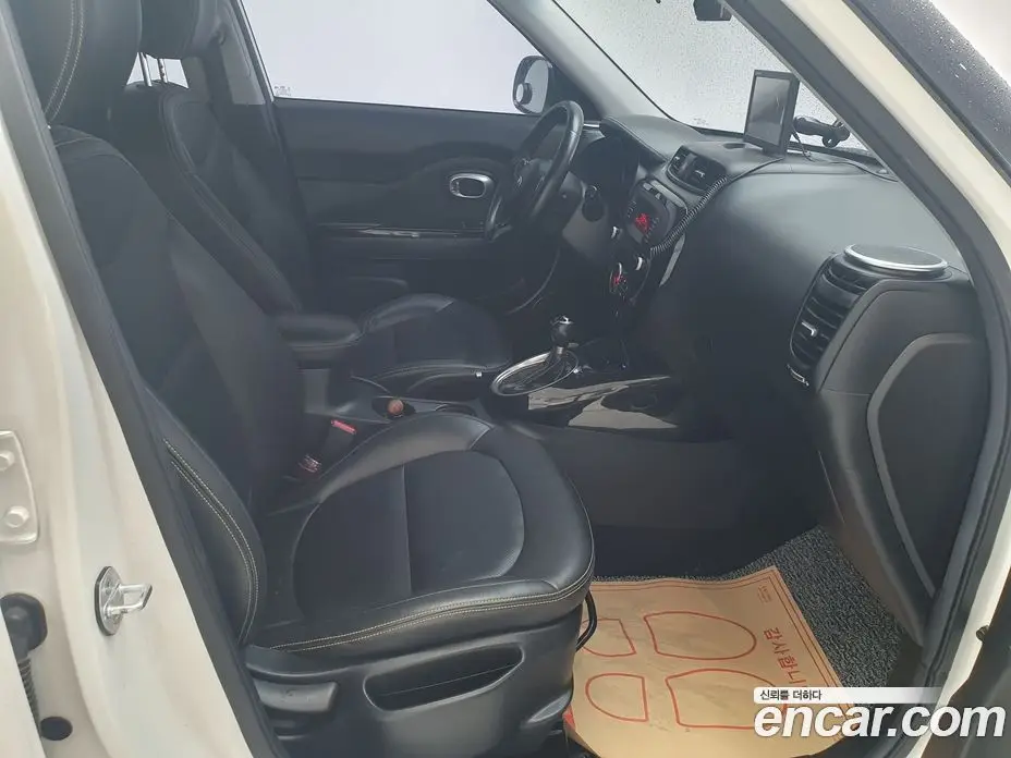 Kia Soul 2015 1.6 автомат (гидро), фото 9