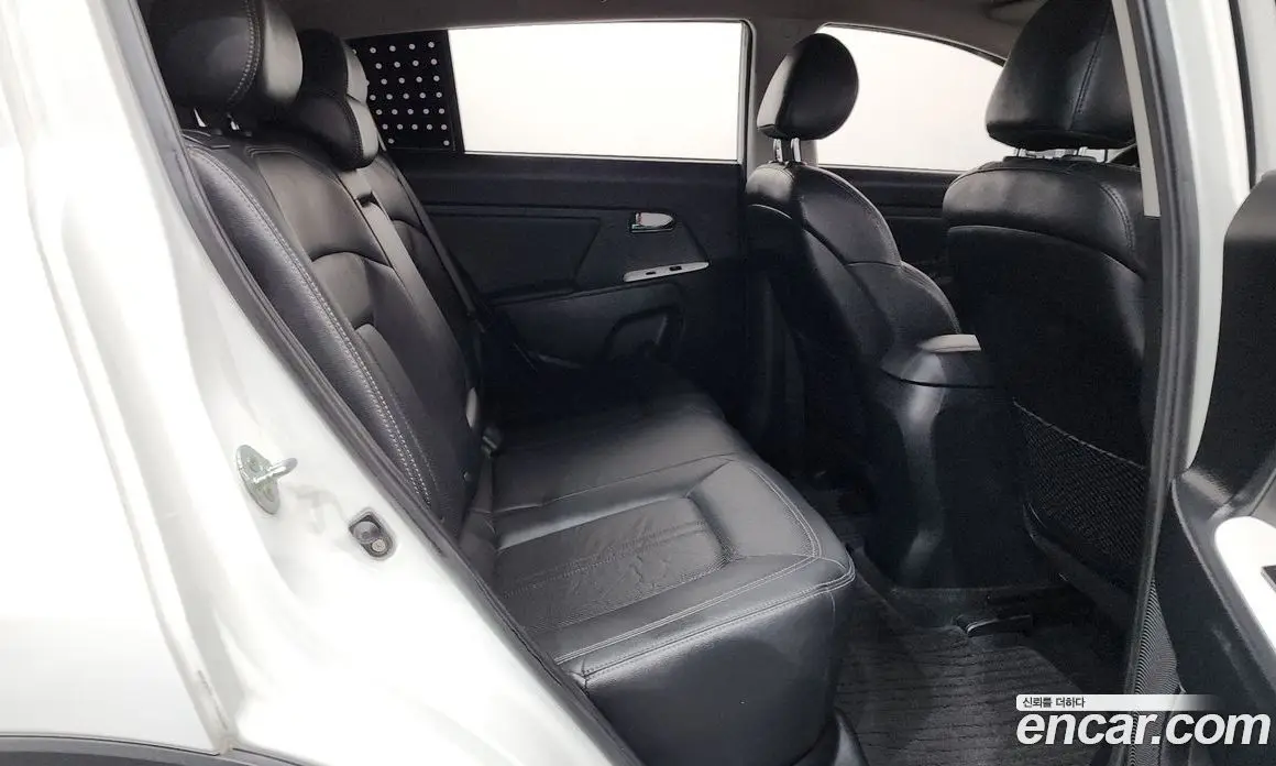 Kia Sportage 2011 2.0 автомат (гидро), фото 12