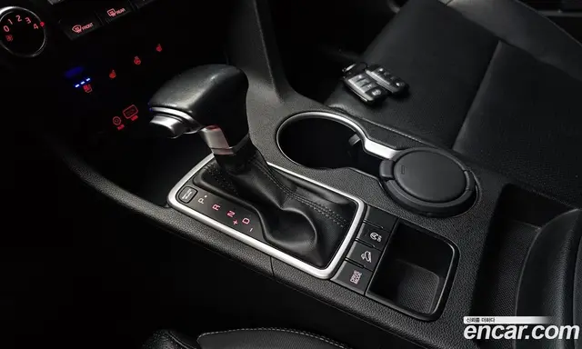 Kia Sportage 2016 2.0 автомат (гидро), миниатюра 9