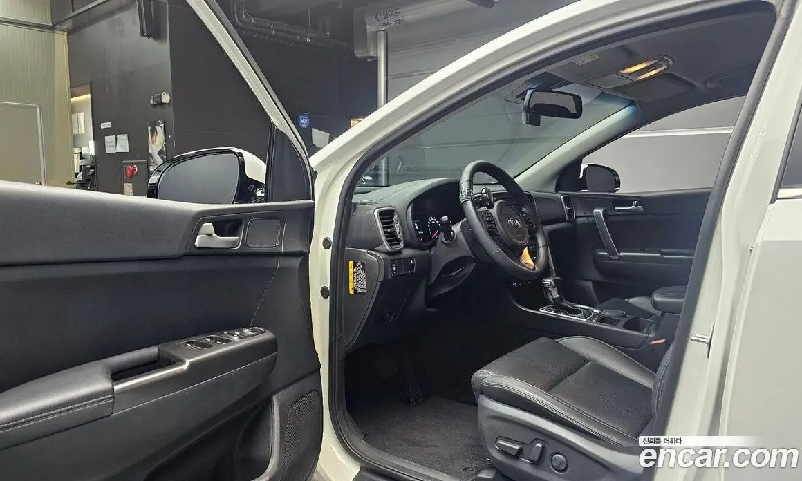Kia Sportage 2016 2.0 автомат (гидро), фото 10