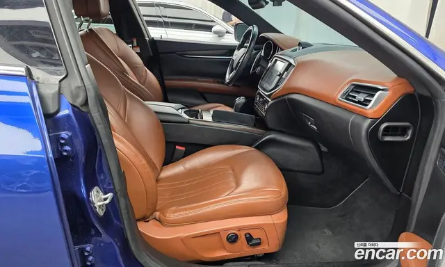 Maserati Ghibli 2016 3.0 автомат (гидро), миниатюра 11