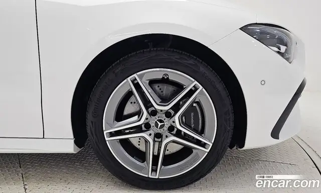 Mercedes-Benz CLA-Class 2025 2.0 автомат (гидро), миниатюра 5