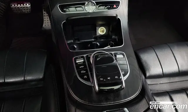 Mercedes-Benz E-Class 2017 1.9 автомат (гидро), миниатюра 12
