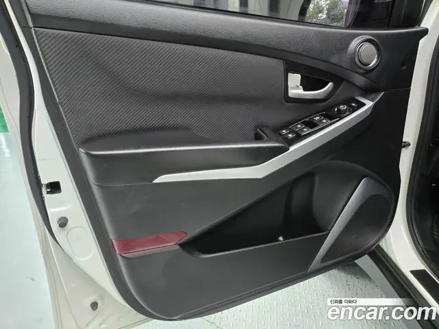 SsangYong Korando 2019 2.2 автомат (гидро), миниатюра 6
