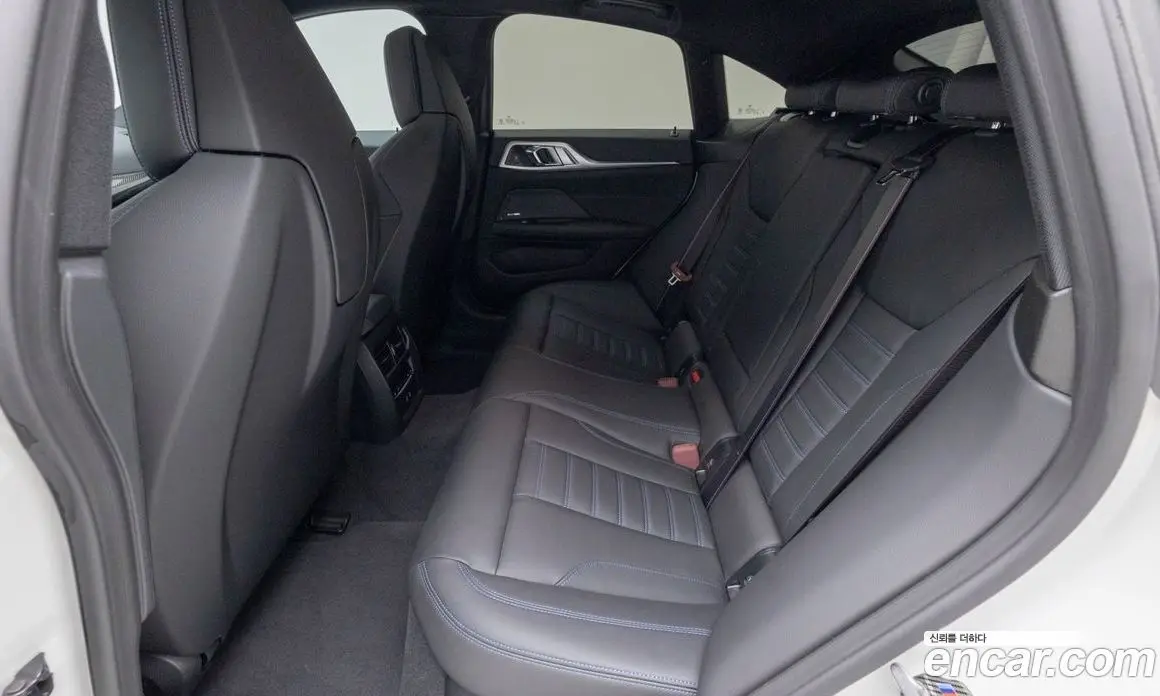 BMW i4 2025 автомат (гидро), фото 11
