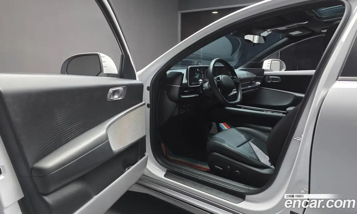 Hyundai Ioniq 6 2022 0.1 автомат (гидро), фото 13