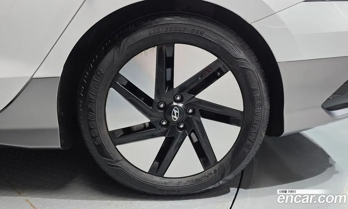 Hyundai Ioniq 6 2022 0.1 автомат (гидро), фото 7
