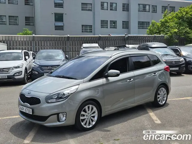 Kia Carens 2013 2.0 автомат (гидро), миниатюра 2