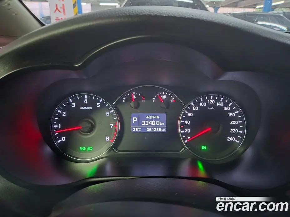 Kia Carens 2013 2.0 автомат (гидро), фото 18