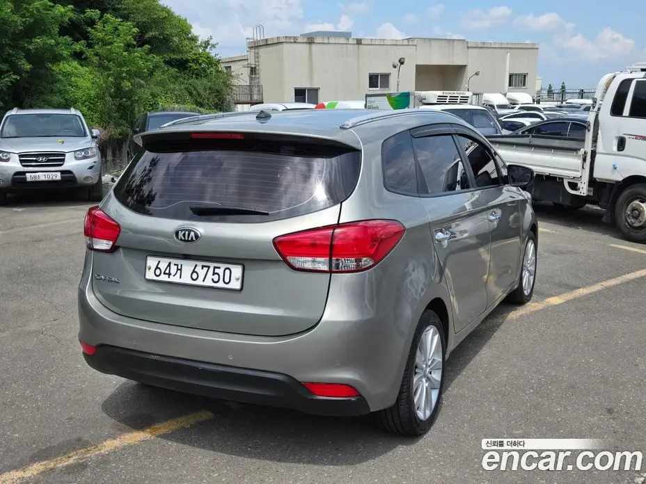Kia Carens 2013 2.0 автомат (гидро), фото 5