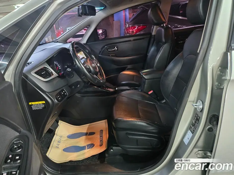 Kia Carens 2013 2.0 автомат (гидро), фото 8