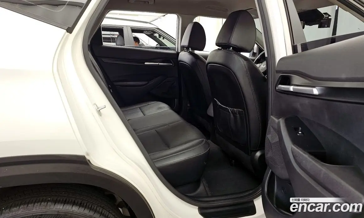 Kia Seltos 2019 1.6 автомат (гидро), фото 12