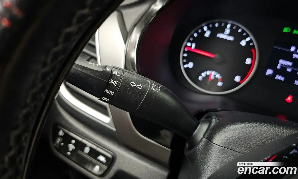 Kia Seltos 2019 1.6 автомат (гидро), фото 19