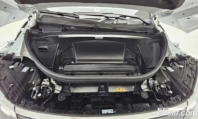 Mercedes-Benz EQS 2024 0.3 автомат (гидро), миниатюра 6