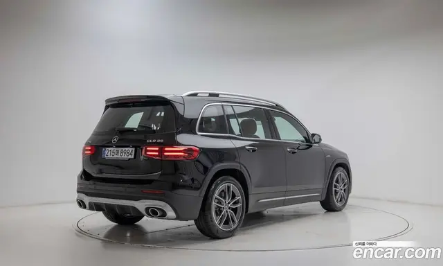 Mercedes-Benz GLB-Class 2025 2.0 автомат (гидро), миниатюра 2