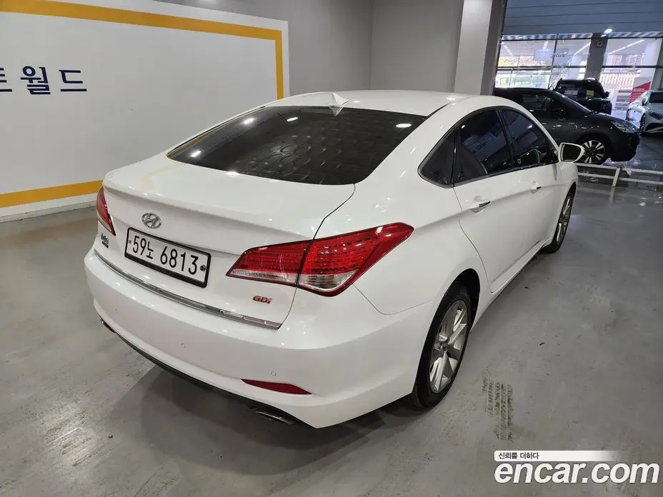 Hyundai i40 2014 2.0 автомат (гидро), фото 18