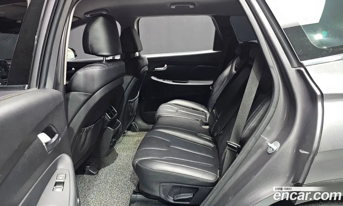 Hyundai Santa Fe 2018 2.0 автомат (гидро), фото 16